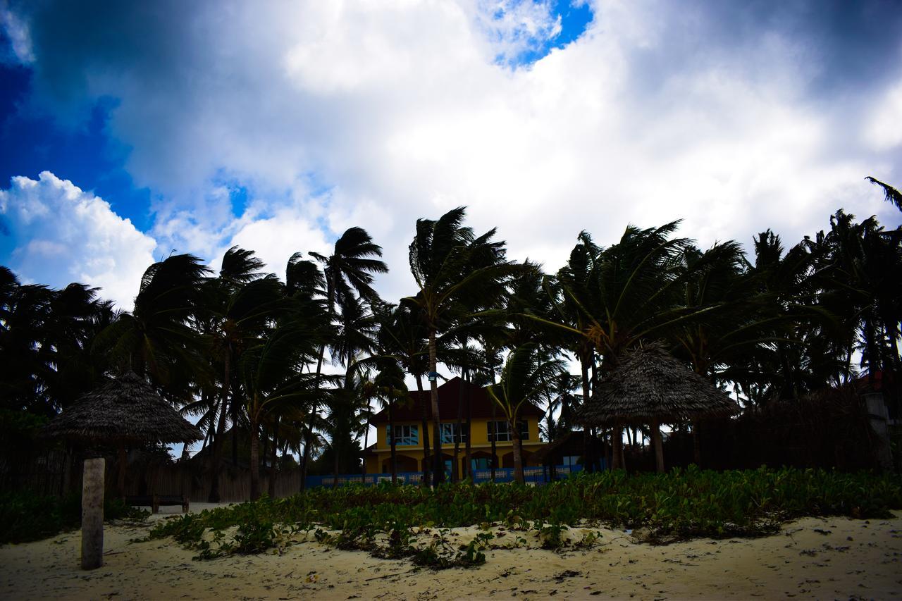 Bwejuu Beach Palm Villa Buitenkant foto